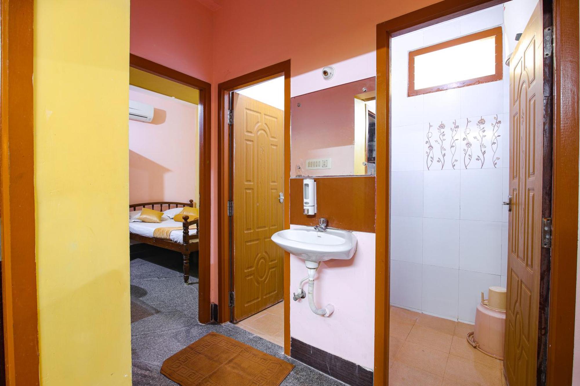 فندق Manora Residency بونديتْشيري المظهر الخارجي الصورة